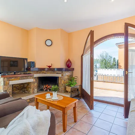 Casa Con Piscina Privada, Jardin, Barbacoa, Wifi Y Despacho En Costa Brava - Es-89-83 Ventalló